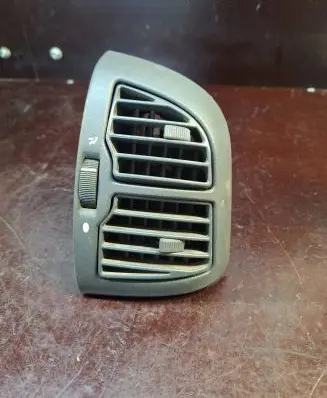 Citroen Jumper Dash center air vent grill 130422602