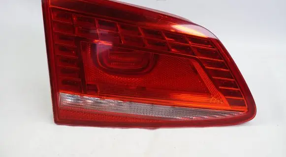 Volkswagen PASSAT B7 Tailgate rear/tail lights 3AF945307E
