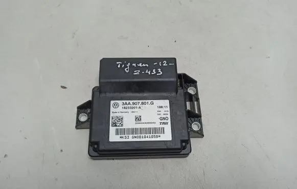Volkswagen Tiguan Hand brake control module 3AA907801G