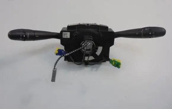 Wiper turn signal indicator stalk/switch