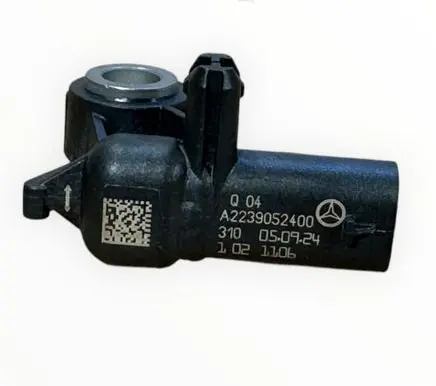 Mercedes-Benz V Class W447 Airbag deployment crash/impact sensor A2239052400