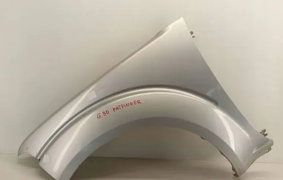 Nissan Pathfinder R51 Fender