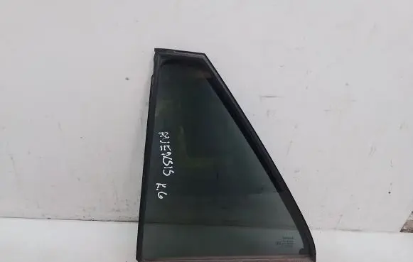 Toyota Avensis T250 Rear vent window glass 43R006723