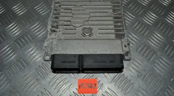 Volkswagen Golf VI Engine control unit/module 03L906023DQ