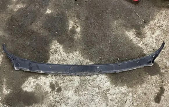 BMW X5 E70 Wiper trim 15671610
