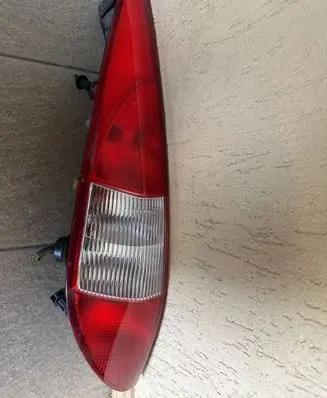 Ford Mondeo Mk III Rear/tail lights 1S7113405C