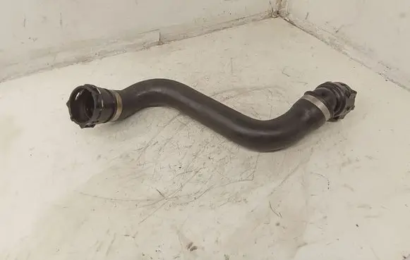 BMW X1 E84 Engine coolant pipe/hose