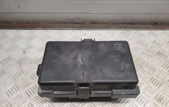 Chrysler Pacifica Fuse box set 68478064AA