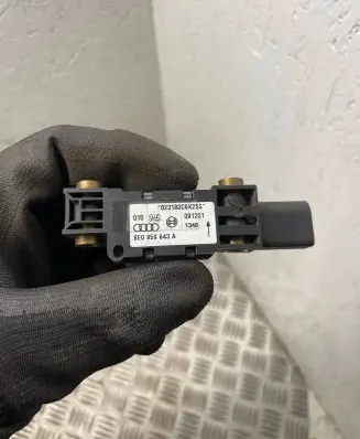 Audi A4 S4 B6 8E 8H Airbag deployment crash/impact sensor 8E0959643A 091201 023180C6K2SS