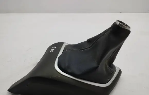 Honda Civic IX Gear lever shifter trim leather/knob GN31105560 77290
