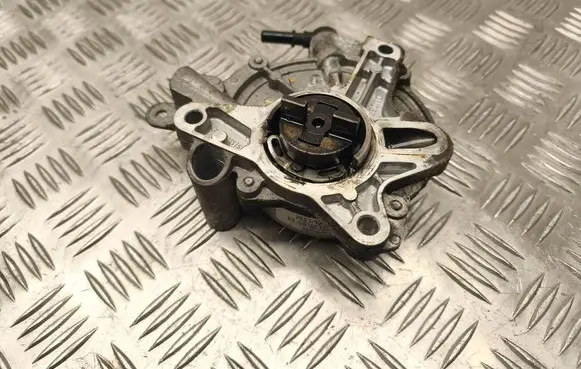 Ford Mondeo MK IV Vacuum pump 7021390500 9673836180 10T14371332