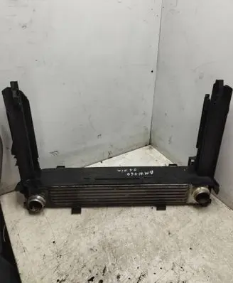 BMW 5 E60 E61 Intercooler radiator