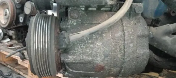 Renault Scenic I Air conditioning (A/C) compressor (pump)