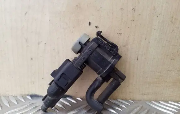 Ford Galaxy Vacuum valve 1J0906283C