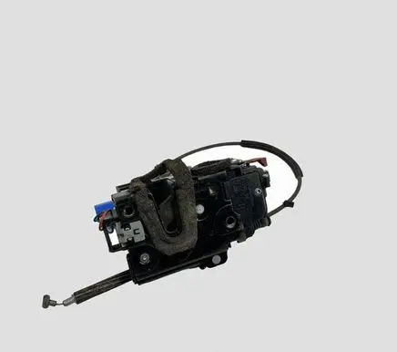 Skoda Fabia Mk1 (6Y) Rear door lock 6Y0839016