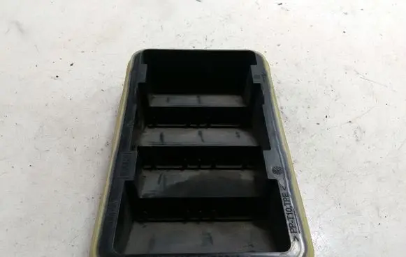 Land Rover Evoque I Quarter panel pressure vent 6H5219K502AB