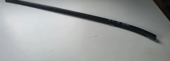 Nissan Leaf I (ZE0) Rear door trim (molding)