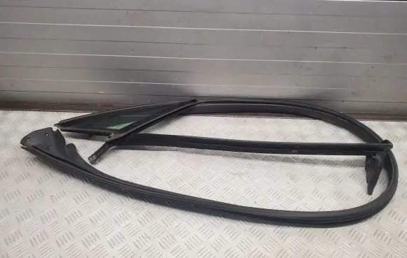 Mercedes-Benz E C207 W207 Rear side window A2076700439