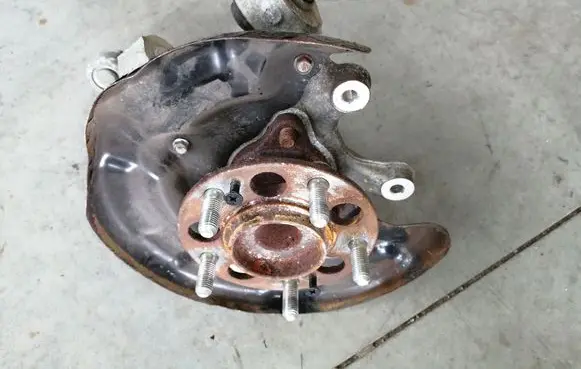 Hyundai Ioniq Rear wheel hub