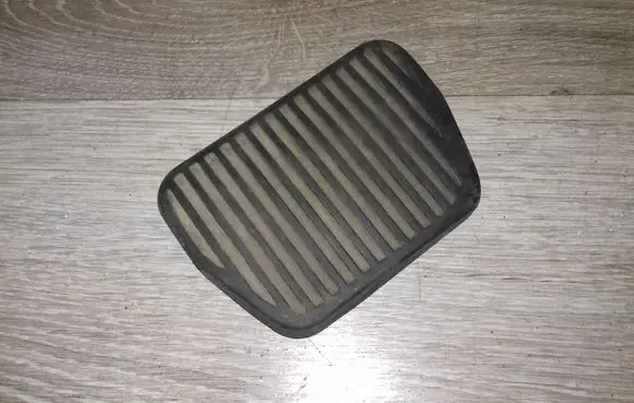 Volvo V70 Brake pedal 3516078