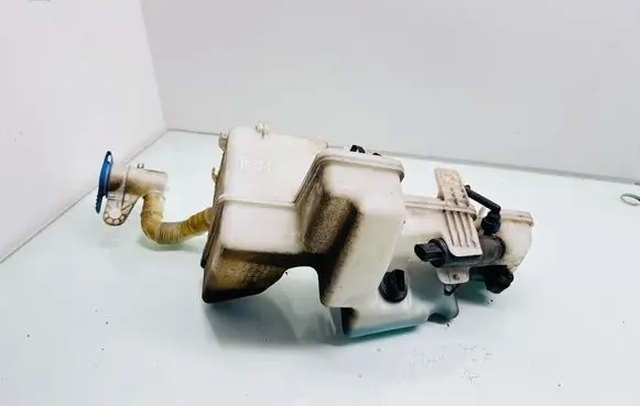 Volkswagen Touran II Windshield washer fluid reservoir/tank 1T0955453C