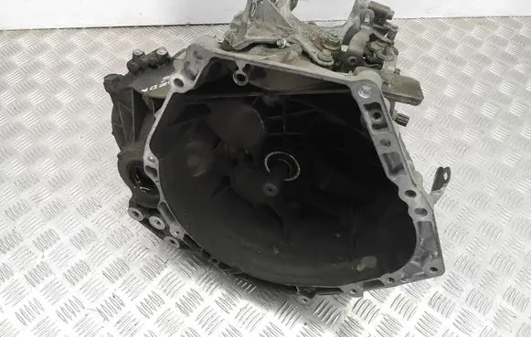 Manual 6 speed gearbox