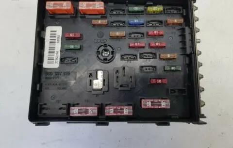 Volkswagen PASSAT B6 Fuse module 3C0937125 nr2160