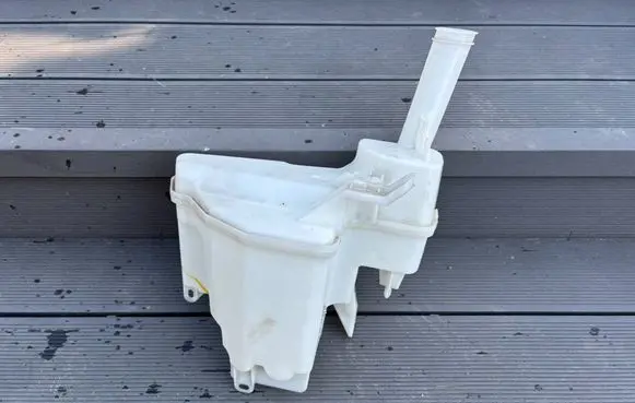 Toyota Aygo AB40 Windshield washer fluid reservoir/tank 853100H030 E11001011
