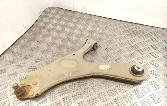 Citroen C4 III e-C4 Front lower control arm/wishbone 0393481K