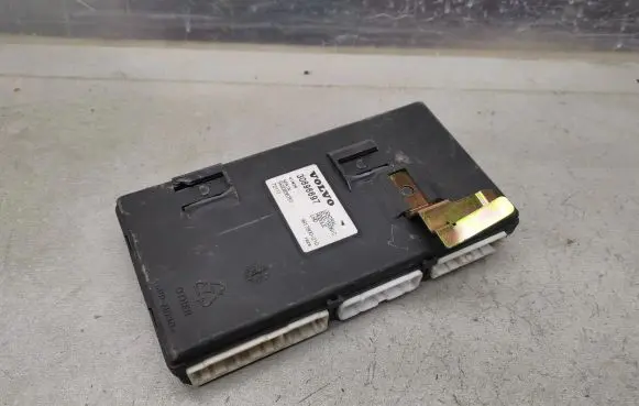 Volvo S40, V40 Comfort/convenience module 30896697