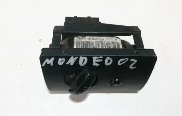 Ford Mondeo Mk III Light switch 4986102 1s7t13a024