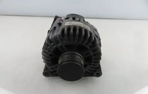 Citroen C8 Generator/alternator 9467560380
