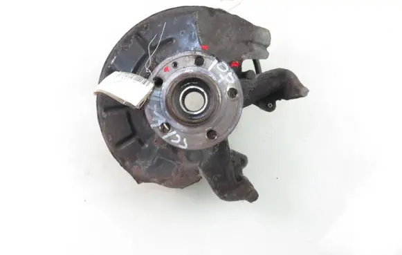 Volkswagen Polo IV 9N3 Front wheel hub spindle knuckle 