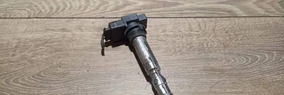 Volkswagen Fox High voltage ignition coil 0040102059 0014231724