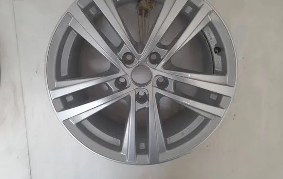 Seat Ateca R17 alloy rim SE027017