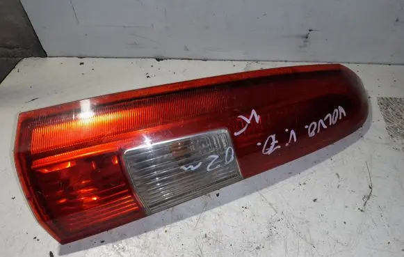 Volvo V70 Rear/tail lights 9154493
