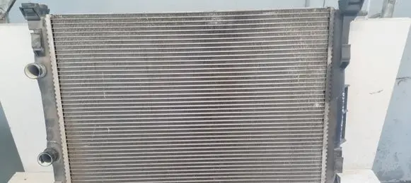 Renault Scenic II - Grand scenic II Coolant radiator 8200357536 RA1410 8769630
