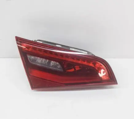 Audi A3 S3 8V Tailgate rear/tail lights 8V4945093A