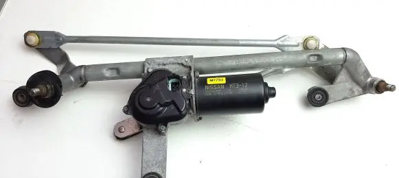 Nissan Quest Front wiper linkage and motor 288105Z000 288005Z000