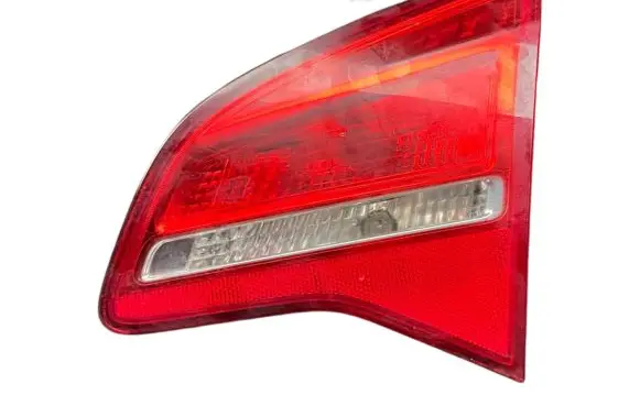 Opel Meriva B Tailgate rear/tail lights 21620201 21628003