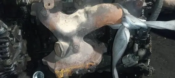 Nissan Murano Z50 Exhaust manifold