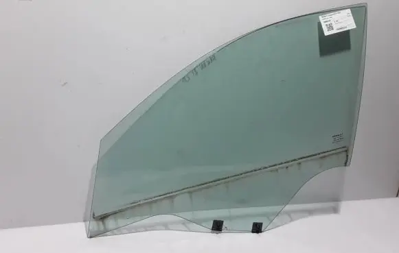 Renault Arkana Front door window glass four-door 803005764R