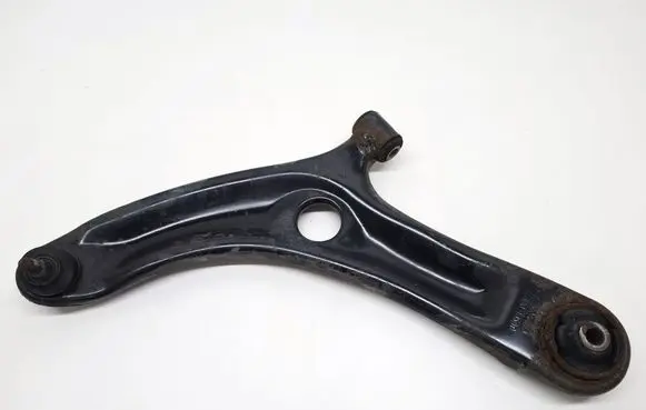 Hyundai i20 (PB PBT) Front lower control arm/wishbone 545001J500