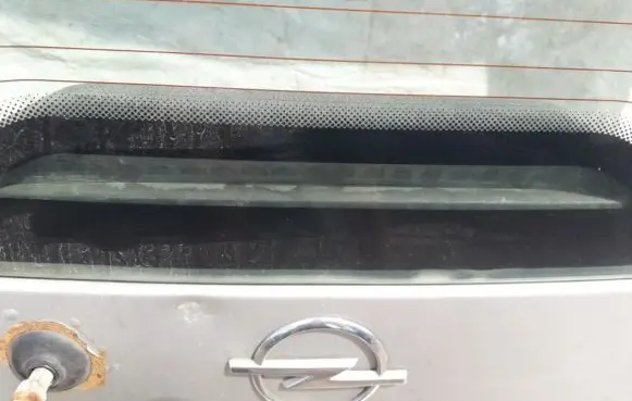 Opel Zafira A Third/center stoplight