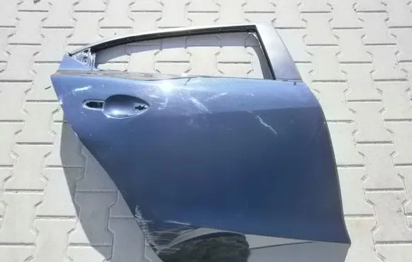 Mazda 3 III Rear door