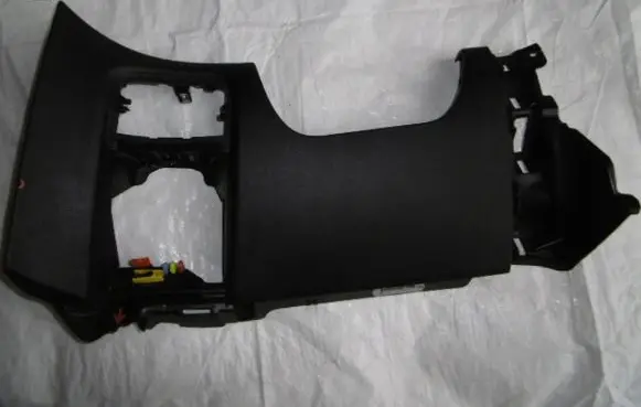 Dashboard lower bottom trim panel