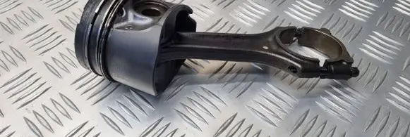 Mercedes-Benz A W168 Piston with connecting rod