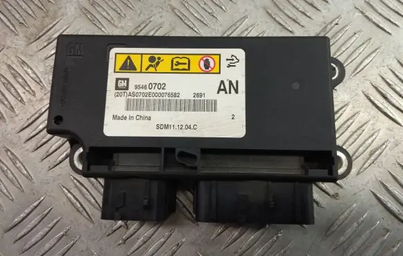 Chevrolet Captiva Airbag control unit/module 95460702