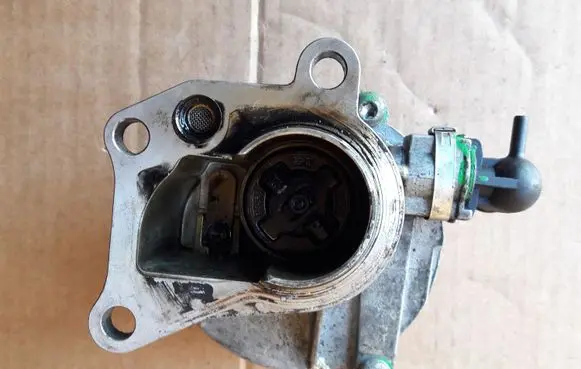 Renault Espace - Grand espace IV Vacuum pump D163 451323