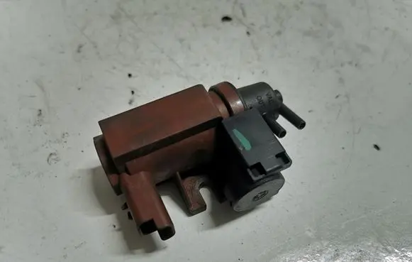 Ford Mondeo MK IV Turbo solenoid valve 6G9Q9E882CA